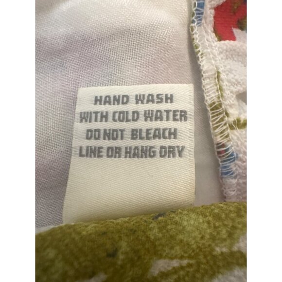 2/$30 Good Luck Gem L Floral Peplum Polyester V-Neck Spaghetti Straps Cross Back - Picture 8 of 14